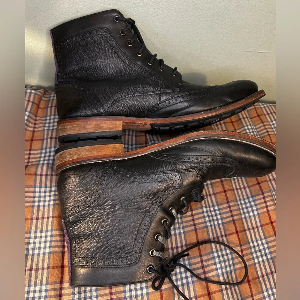 Ted Baker Sealls 3 Black & Purple Accent Leather Wing-tip Brogue Boots
